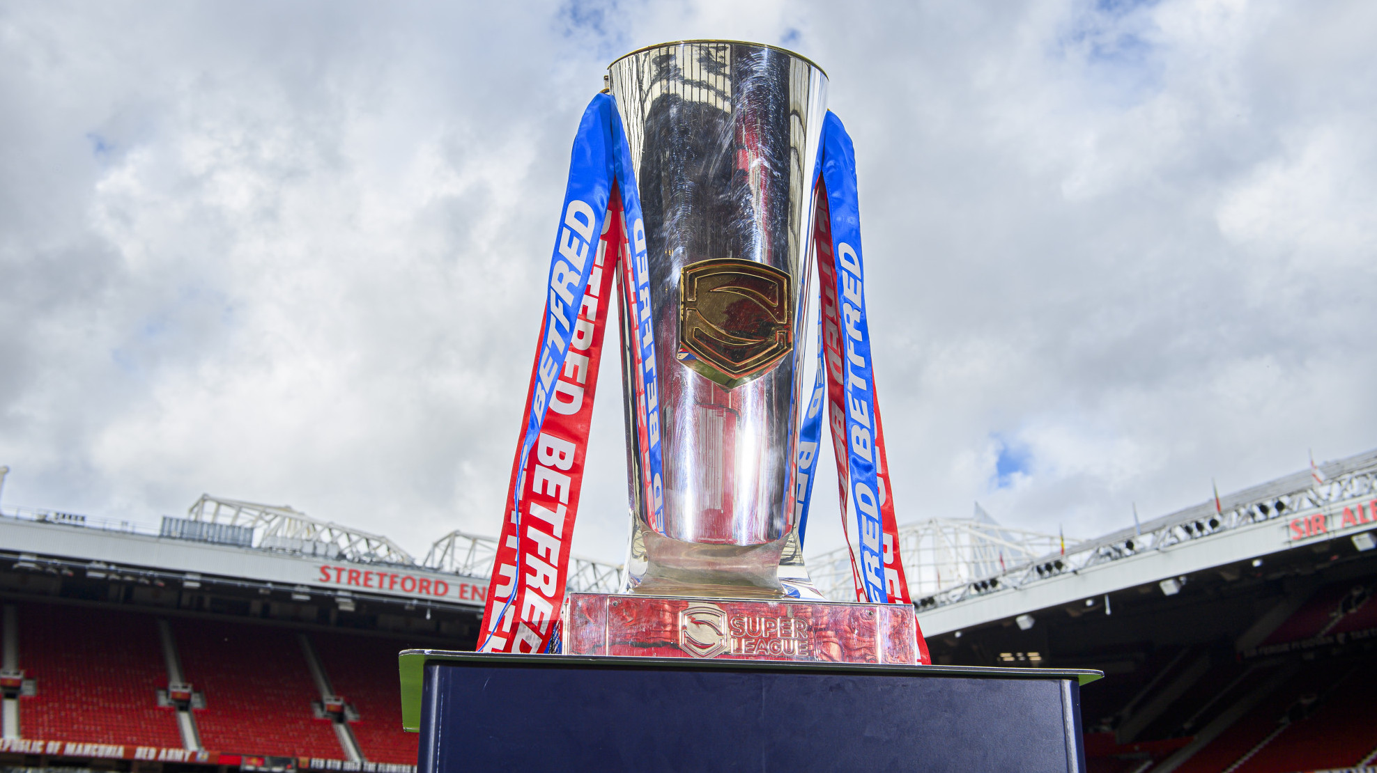 80 Minutes From Old Trafford – What Happens If The Rhinos Reach The Grand Final?