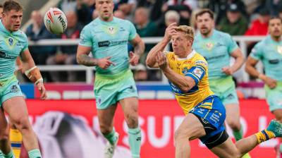 Match Action: St Helens v Leeds Rhinos