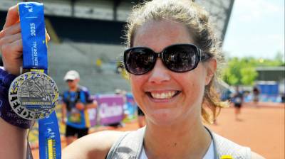 Lindsey Burrow raises over £18,500 through two marathons challenge in memory of husband Rob