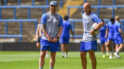 Arthur names squad for Tigers trip