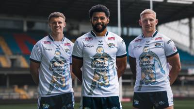 Rhinos name squad to face Wakefield