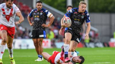 Match Action: St Helens v Leeds Rhinos