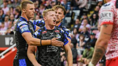 Leigh Leopards 14 Leeds Rhinos 22