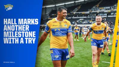 Ryan Hall caps 400th Super League game with a try