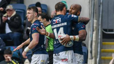 Leeds Rhinos 22 Castleford Tigers 4