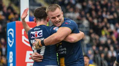 Match Action: Rhinos v Castleford Tigers