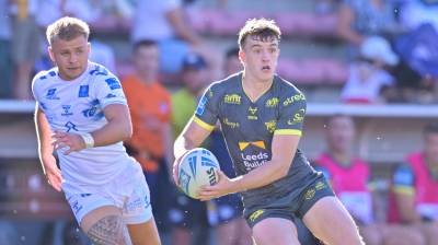 Match Action: Toulouse v Leeds Rhinos